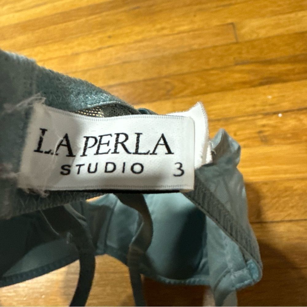 La Perla Blue Gray Contrast Stitch Bra - Picture 11 of 13